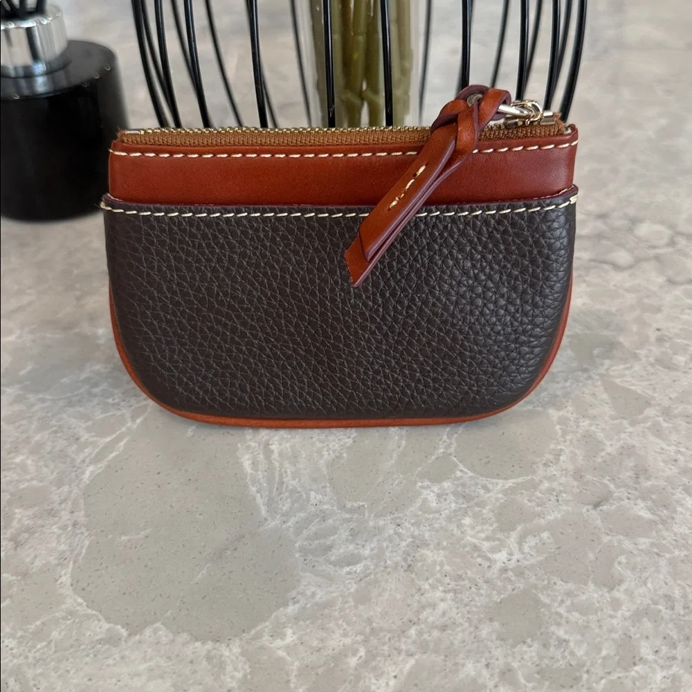 Dooney & Bourke pebble grain coin case - Picture 3 of 6